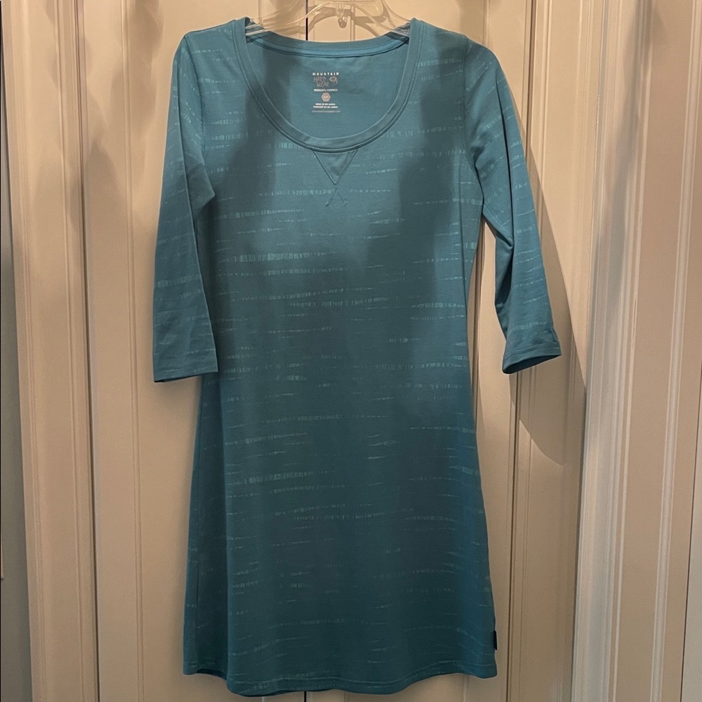 Mountain Hardwear Teal Long Sleeve Dress